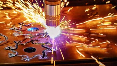 執(zhí)信環(huán)保激光切割煙霧過濾器廠家，帶您了解激光切割技術(shù)的前世今生！